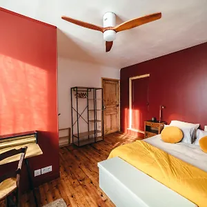 https://appartement-cosy-au-coeur-du-village-le-segala.midi-pyreneeshotels.com